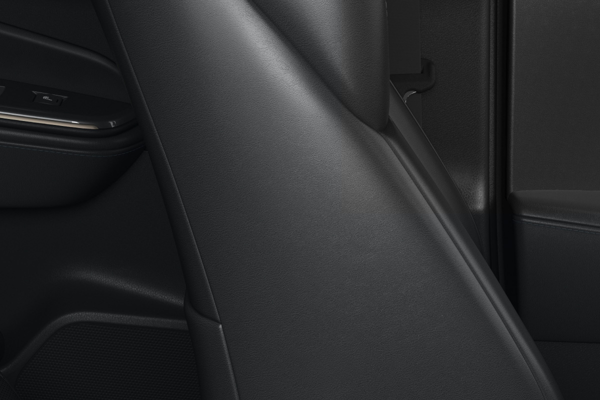 TOYOTA クラウンスポーツ AZSH36W-BNXGB スパッツ 左 黒 クラウン