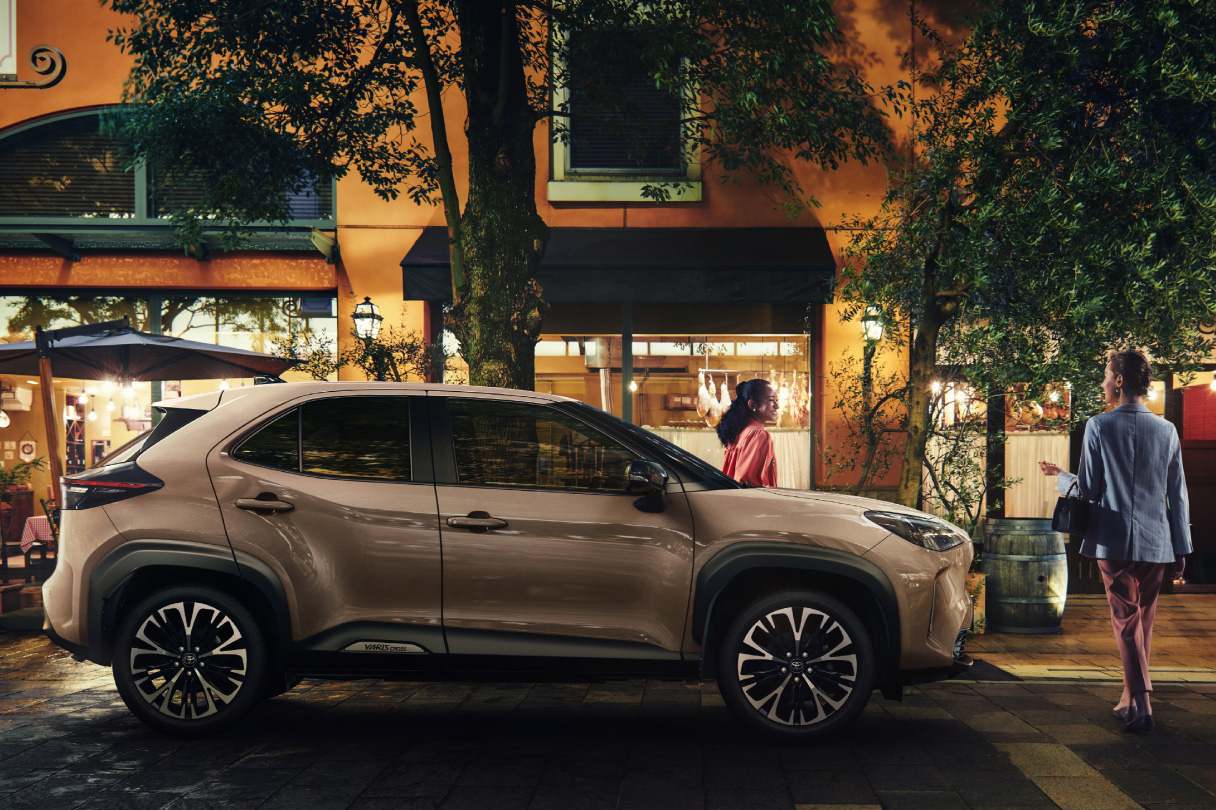yariscross_design_img03