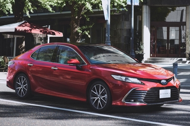 G“レザーパッケージ”(2WD)