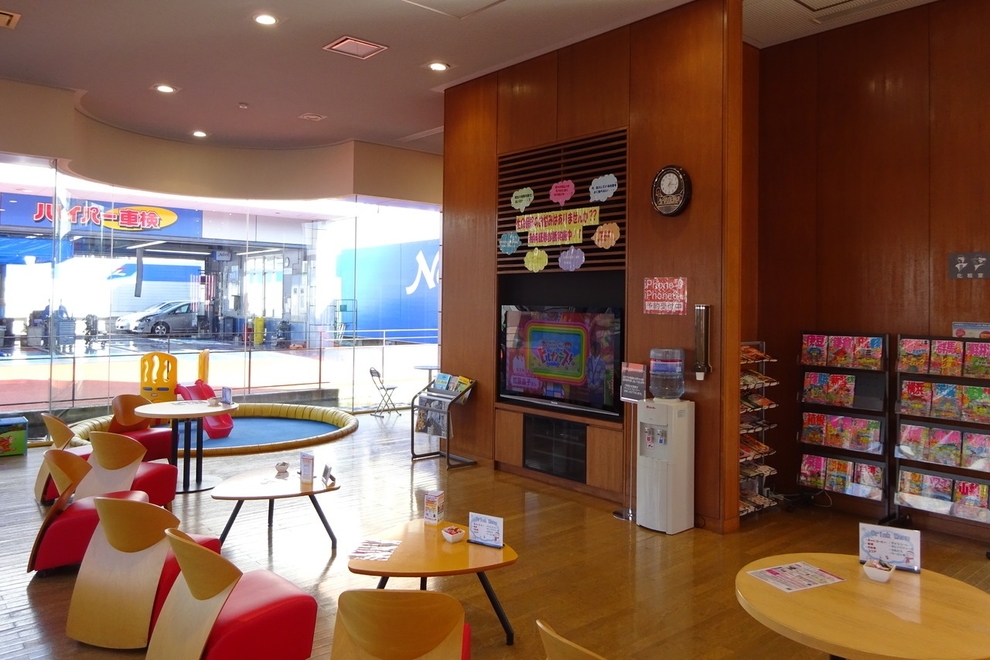 富士見店キッズコーナー