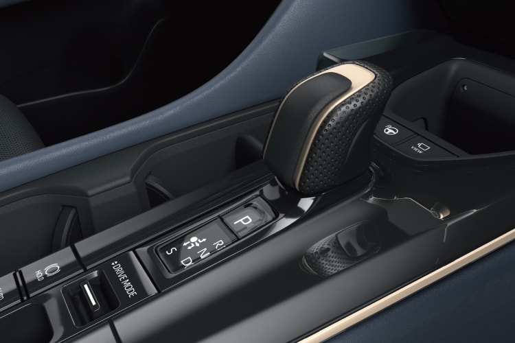 エレクトロシフトマチック（シーケンシャルシフトマチック［Sモード付］+パドルシフト付）