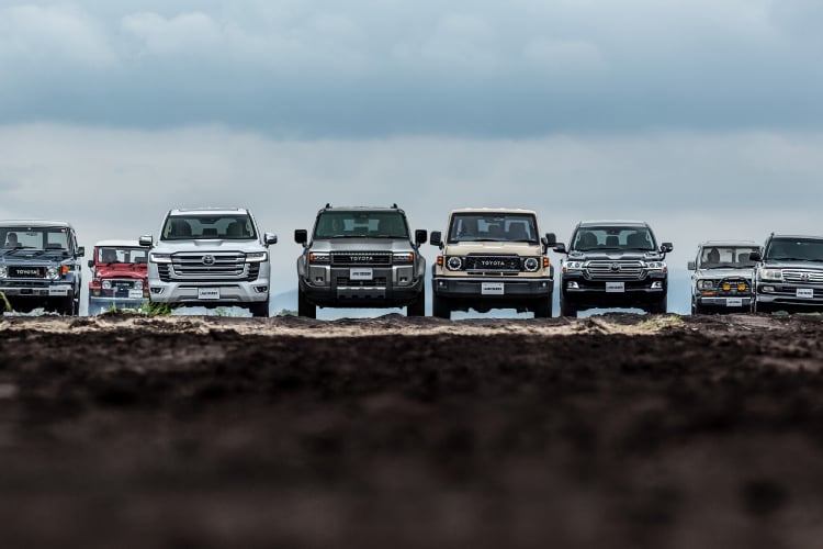 LAND CRUISER（現在販売していない車両、レストア車、カスタム車、社外品パーツ装着車が含まれています。また販売時の仕様・カラーとは異なる可能性があります）