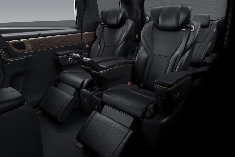 ヴェルファイア Executive Lounge（ハイブリッド車）のエグゼクティブラウンジシート